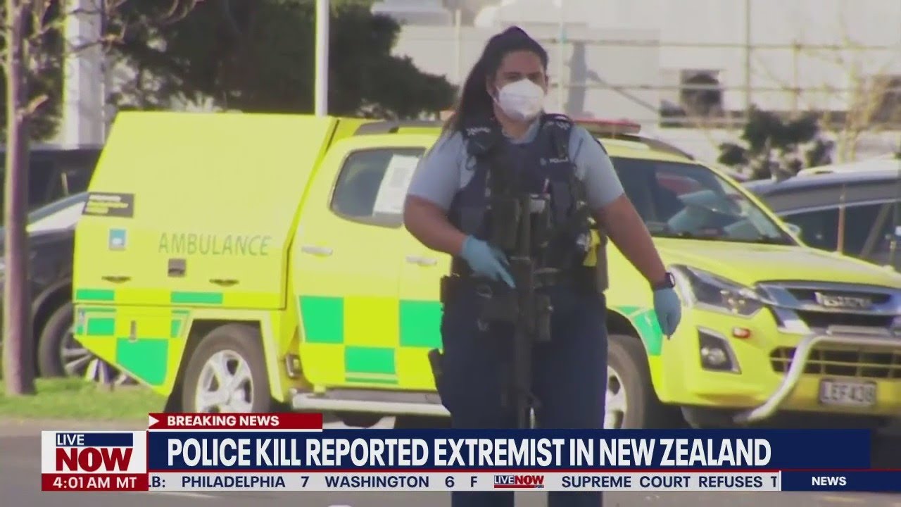 New Zealand authorities say Islamic terrorist stabbed 6 at supermarket; suspect dead