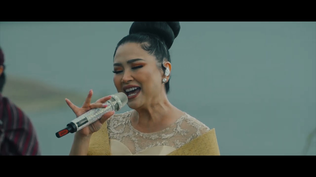 Titi DJ - Arga Do Bona Ni Pinasa (arr by Viky Sianipar)