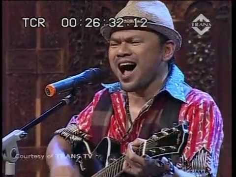Ketika Kau Menyapa (Soulful Corp) live on Sinden Gosip 2013 - YouTube