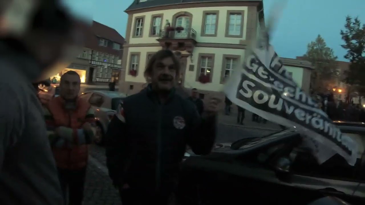 03.10.2022 - Heiligenstadt: Angriffe auf Pressevertreter bei verschwörungsidiologischen Aufmarsch