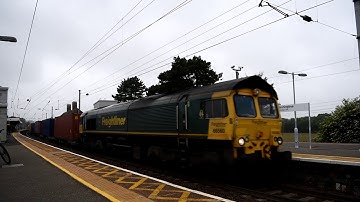 Freightliner Class 66 66560 Leads an Intermodal Train at Manningtree, England