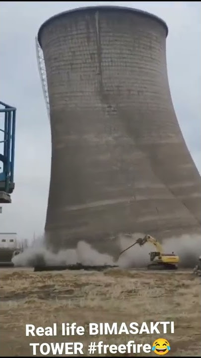 Download lagu FREE FIRE BIMASAKTI STRIP TOWER DESTROYED IN REAL LIFE #shorts#ytshorts||BIMASAKTI tower climb