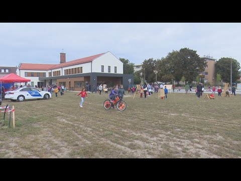 Videó: Léggömbök Varjak Elleni Küzdelem Litván Városban