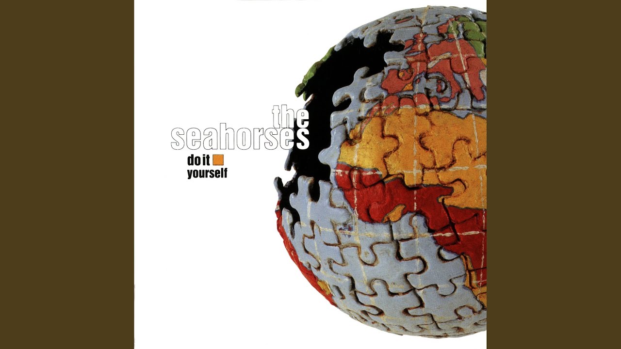 YouTube पर Love Is The Law देखें YouTube पर Love Is The Law देखें