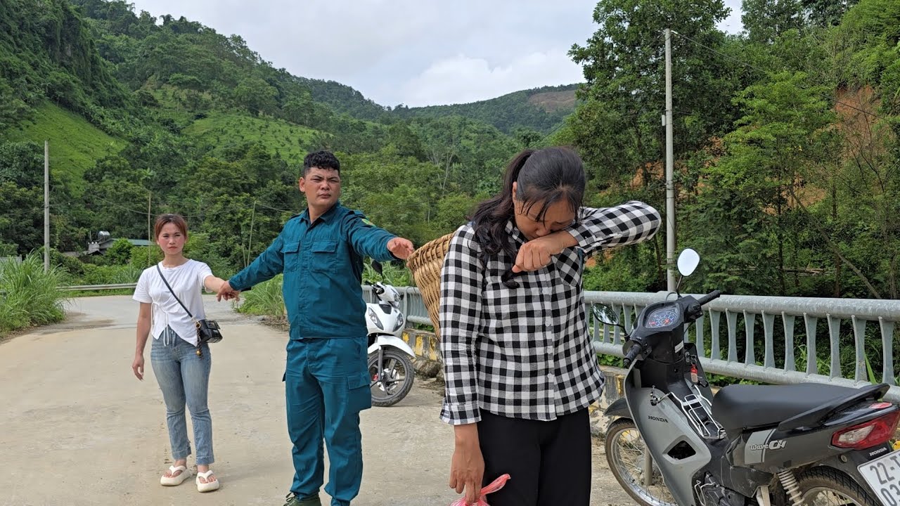 Первая слеза Ту Кэма, когда он увидел доброго полицейского рядом со странной девушкой.