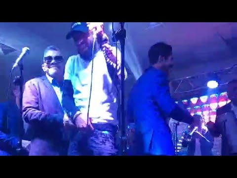 Los hermanos Rosario juanto a Checho Rosario - Video Clip ( En Vivo )