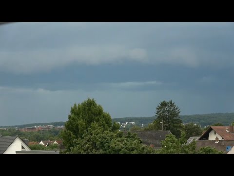 ⛈️ Gewitter Livestream! | Shelf Cloud trifft uns!