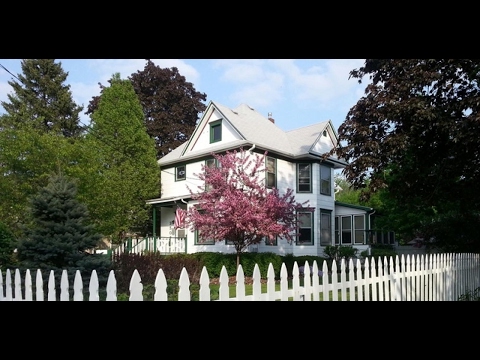 350 McHenry Avenue, Woodstock, IL home video tour