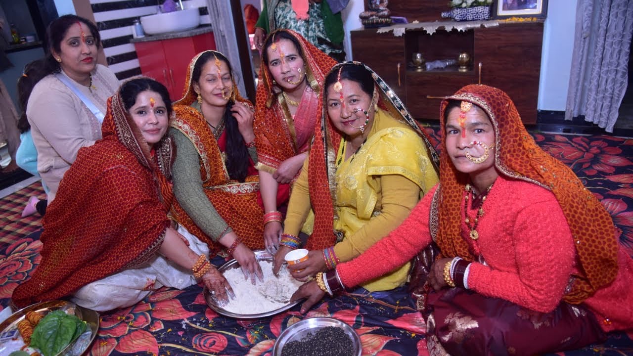 Suwal pathai or daadi ka dance😊