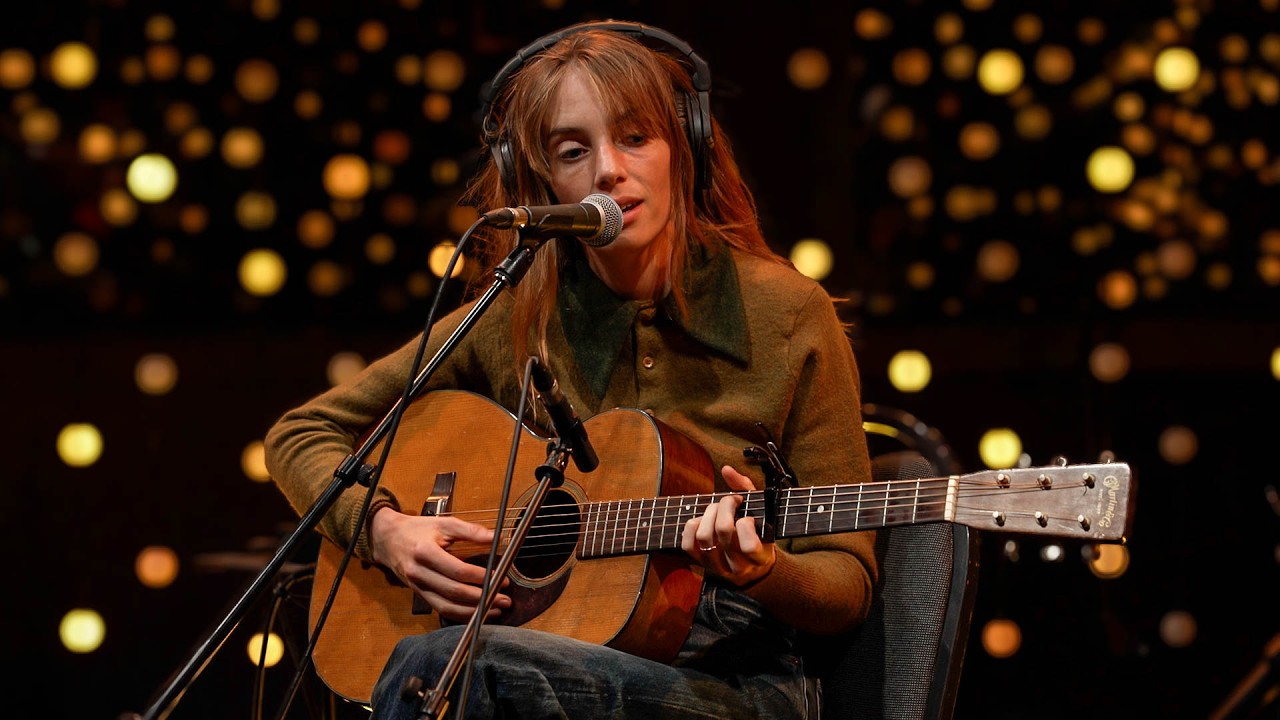 Maya Hawke - Bring Home My Man (Live on KEXP)
