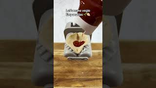 This machine makes the best Vegie Empanadas 🥟😋 Profile