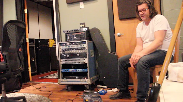 Chatting With Chris Tench About Guitar Pedalboards...