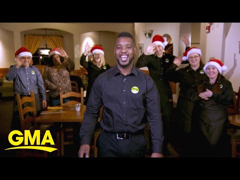 Olive Garden Waiter From Viral Video Sings A Christmas Carol Live