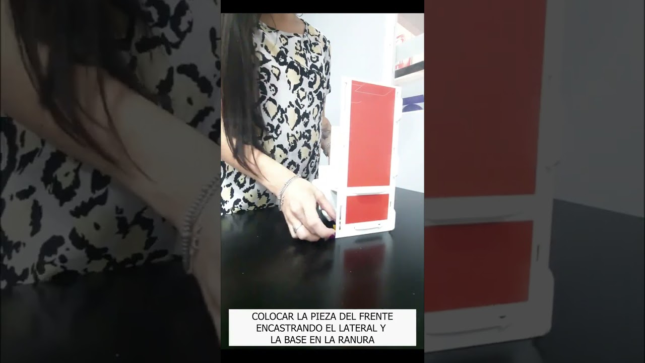 Porta Folletos Simple LA CAJA