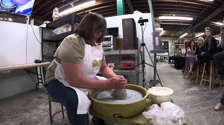 Lee Wolfe demonstrates throwing a stem