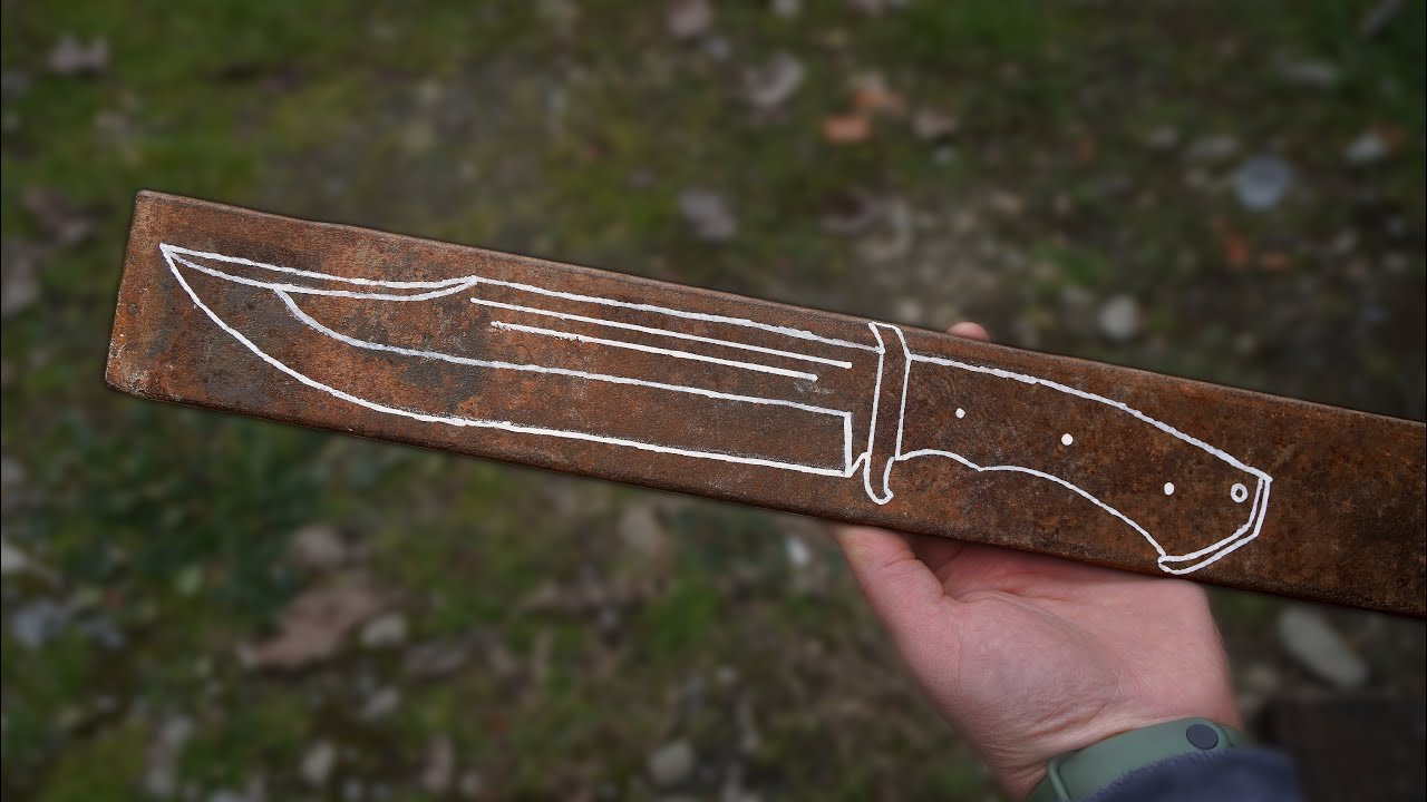 Making Sharp Bowie Knife From a Rusted Leaf Spring