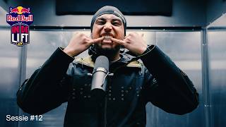 Red Bull In De Lift Sessie #12 - BFLQuatro (prod. $hirak)
