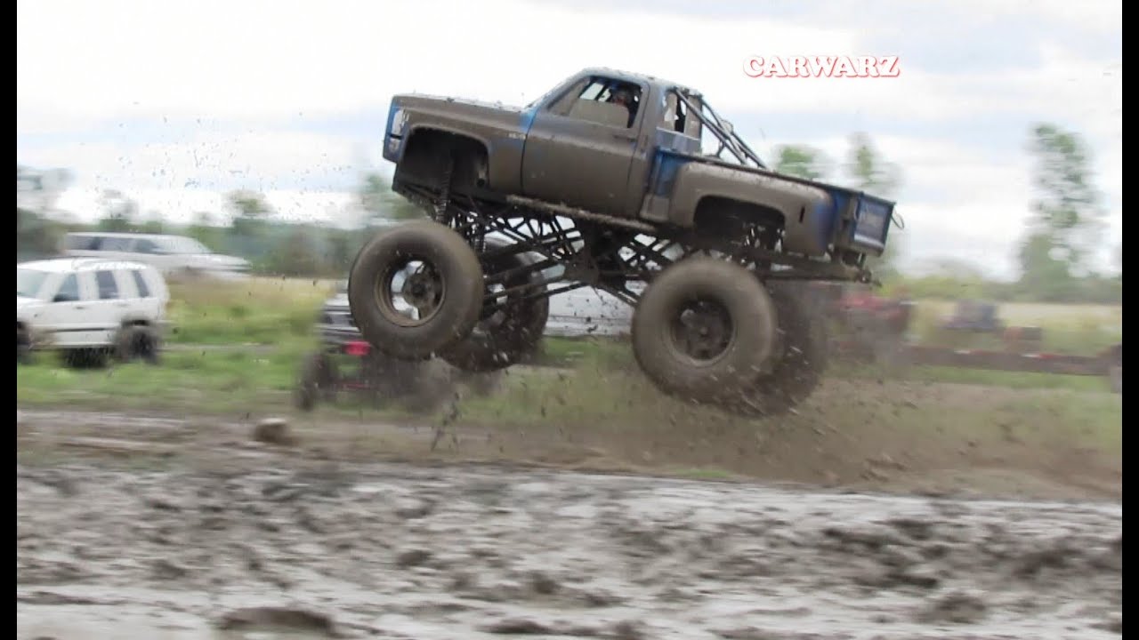Mean Streak Chevy Mega Truck Gets AIR Mudding At Country Compound Mud ...