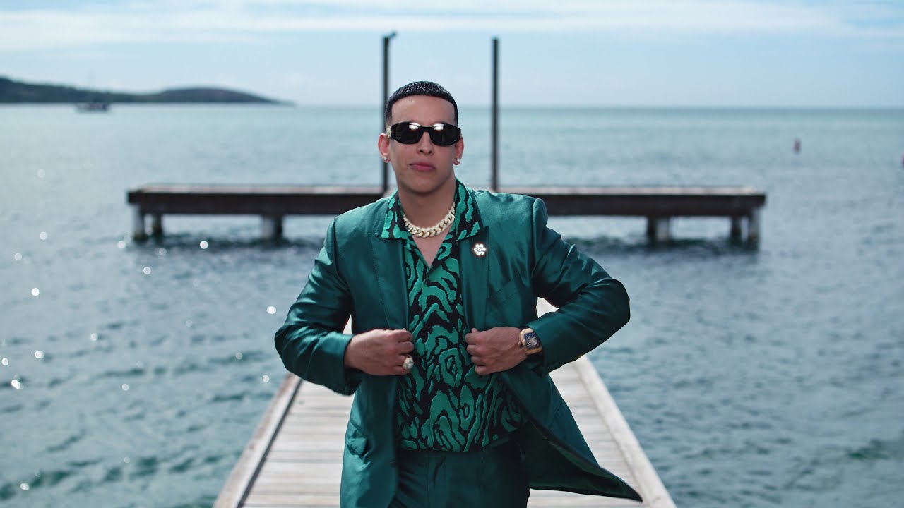 Daddy Yankee - Rumbatón (Official Video) - YouTube