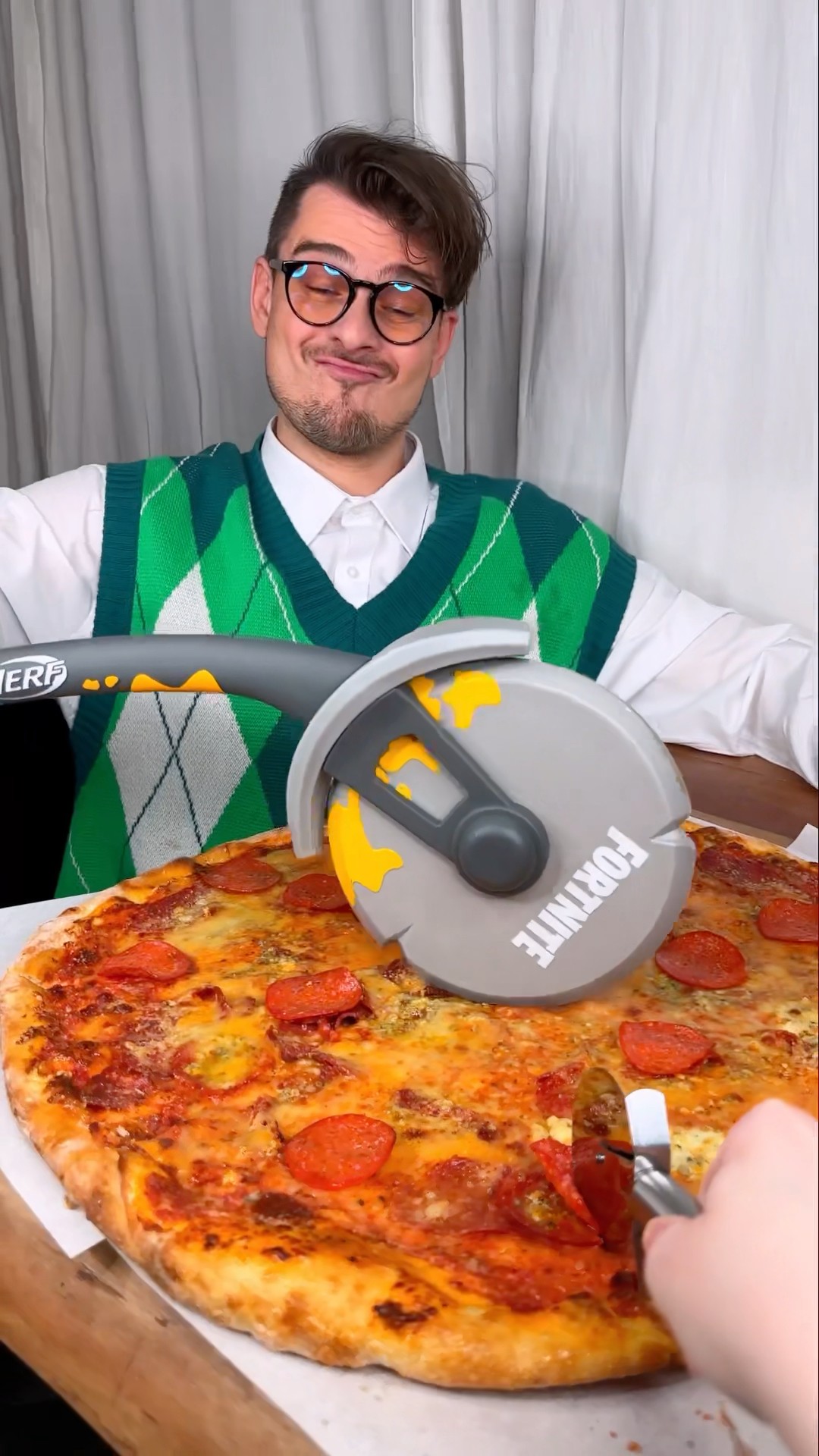How to eat PIZZA properly like a DAD??❤️?| CHEFKOUDY