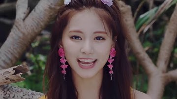 every twice mv but only when tzuyu sings (2018)