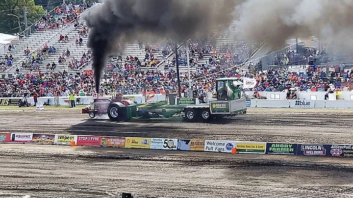 Bowling Green National Tractor Pulling Championshi...