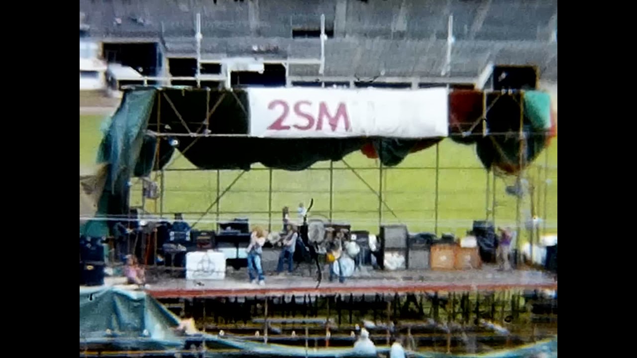 Led Zeppelin - Live in Sydney, Australia (February 27th, 1972