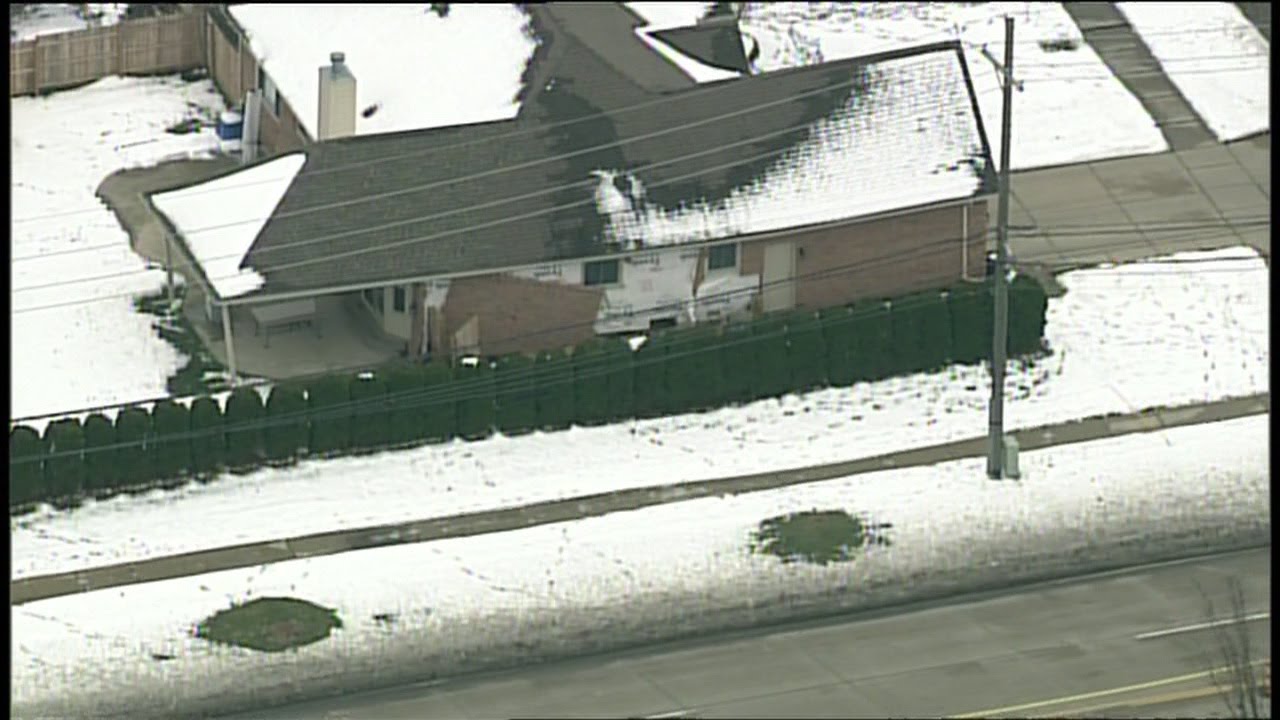 Sinkhole forming in Fraser YouTube