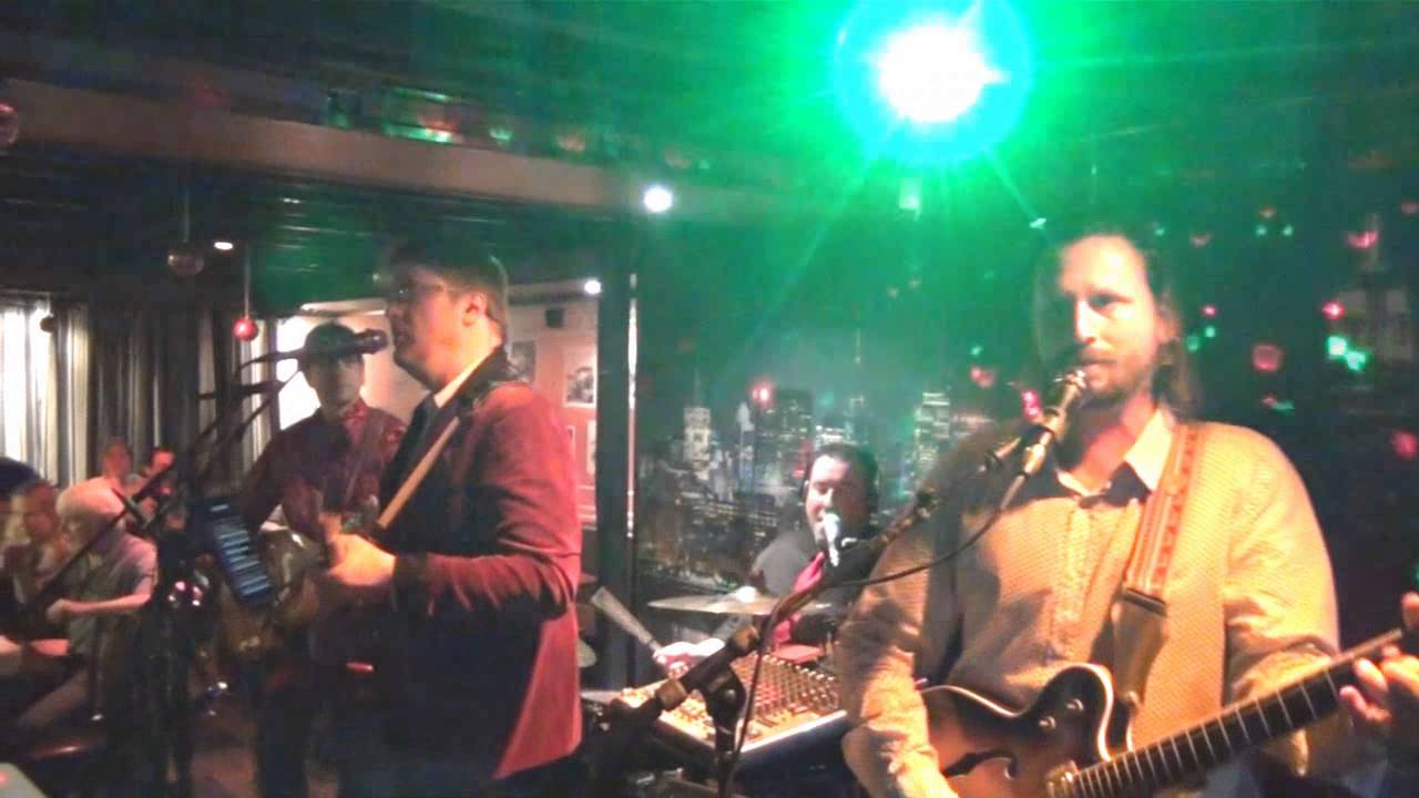 WHITE CHRISTMAS - THE ROCKINGHAMS