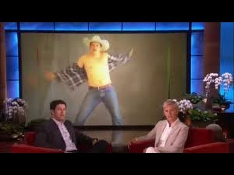 jason-biggs'-topless-charades-on-ellen-show