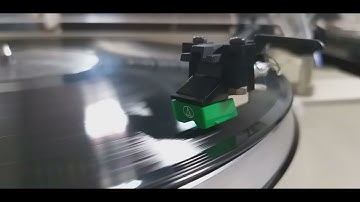 TOCA DISCOS GRADIENTE D35 e AUDIO TECHNICA at95e