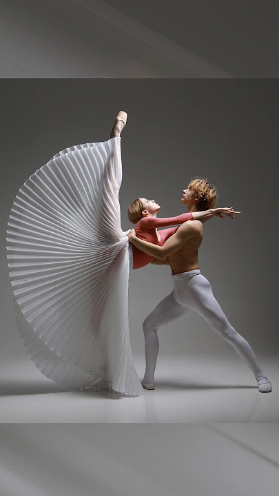 🇺🇦 Model poses for photoshoot📸 Ballet. Models Alina and Ivan