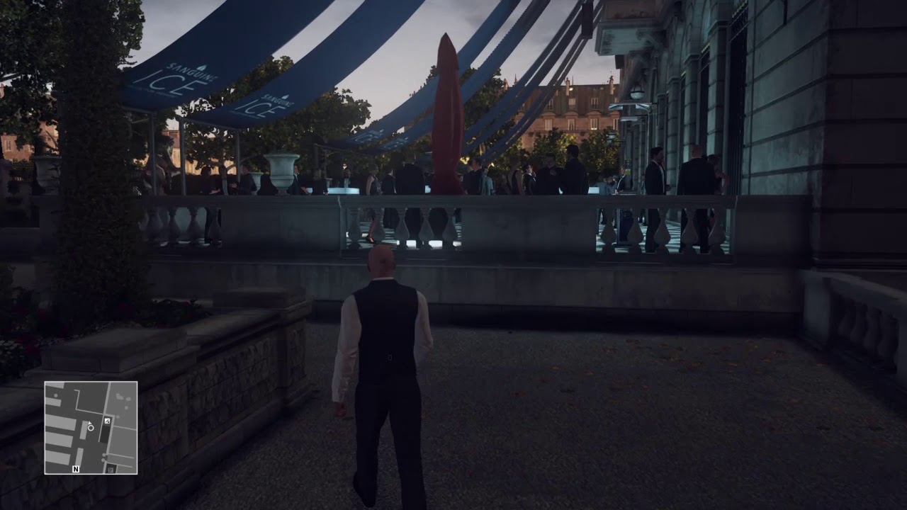 HITMAN™ Dalia boit la tasse