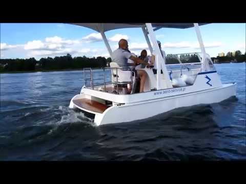 Solar Catamaran 4