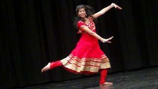 Manwa laage and aaja nachle performed choreographed by shireen
bahadur. skip to 1:54 for dance. enjoy!