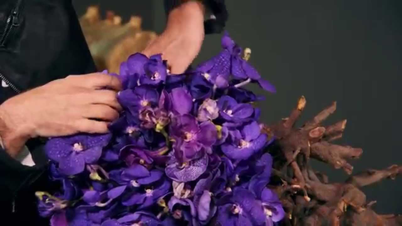 Epoch Floral with Mike Hines - Flower Flirting