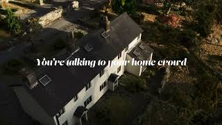 Aquilo - Costume Change (Lyric Video)