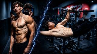 When a Calisthenics Athlete Enters a Public Gym...