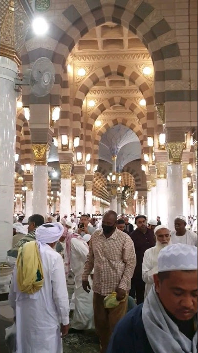 kondisi saat ini dalam  Masjid Nabawi Kota Madinah