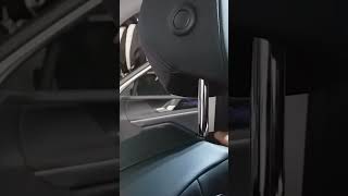 2024 Volkswagen Tiguan Ön Koltuk Başlığı Nasıl Çıkar