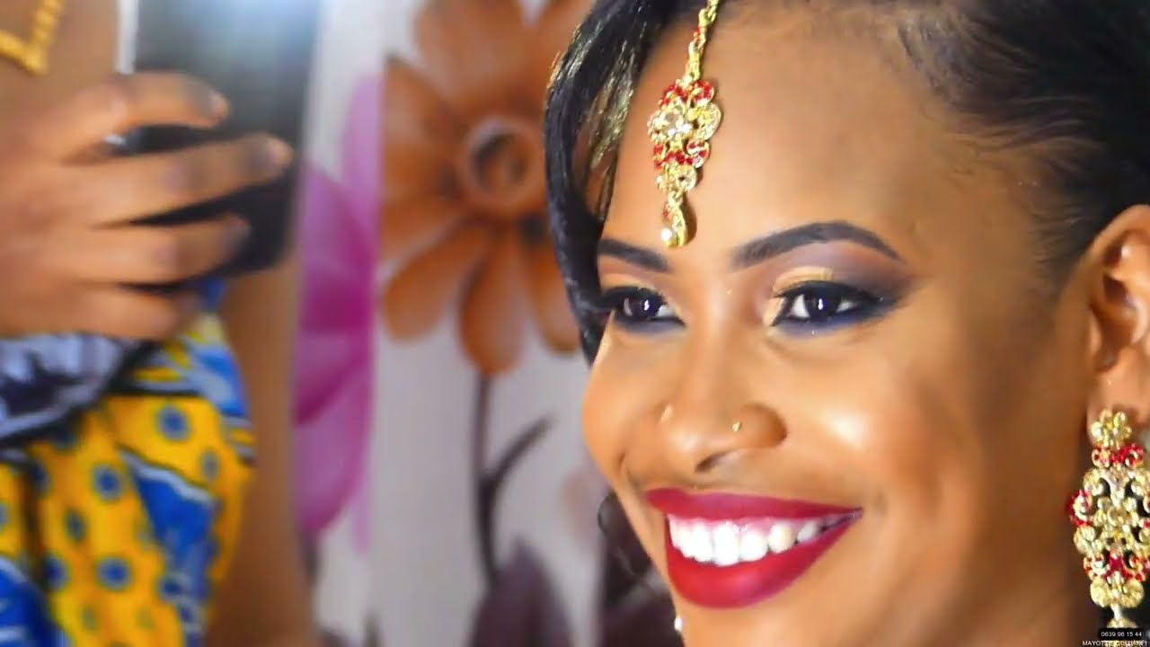 Manzaraka_Mr Ahamed et Mme Nadia (DOUJANI 1)_ Vidéos Officiel