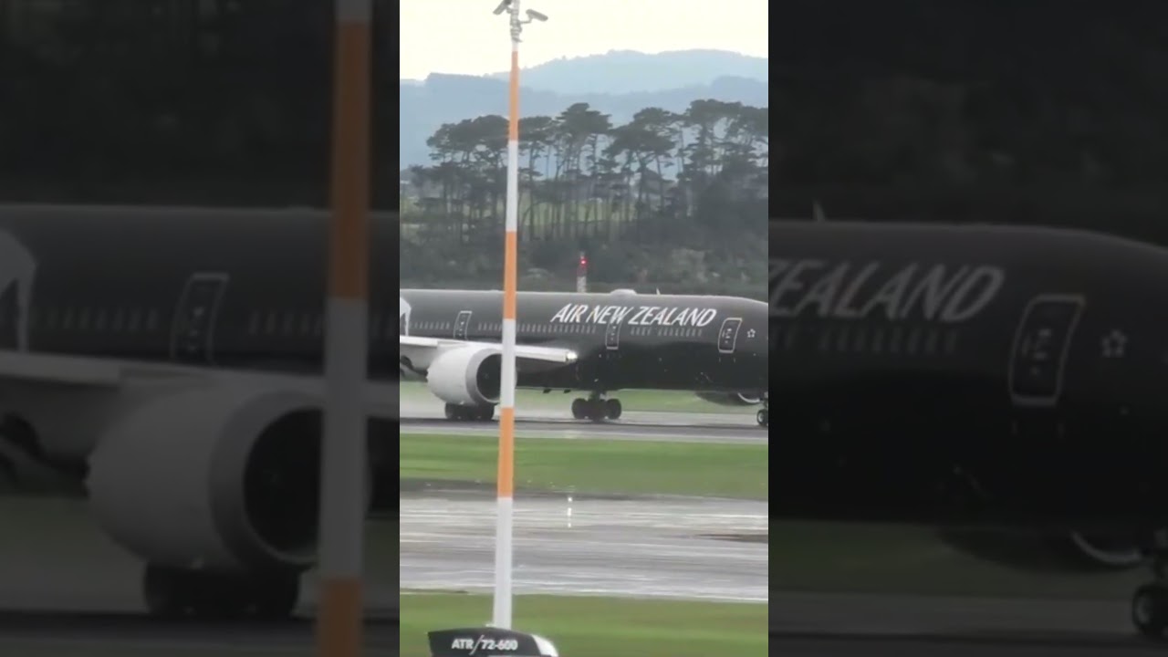 Air NZ Black Livery 787 Departure From AKL
