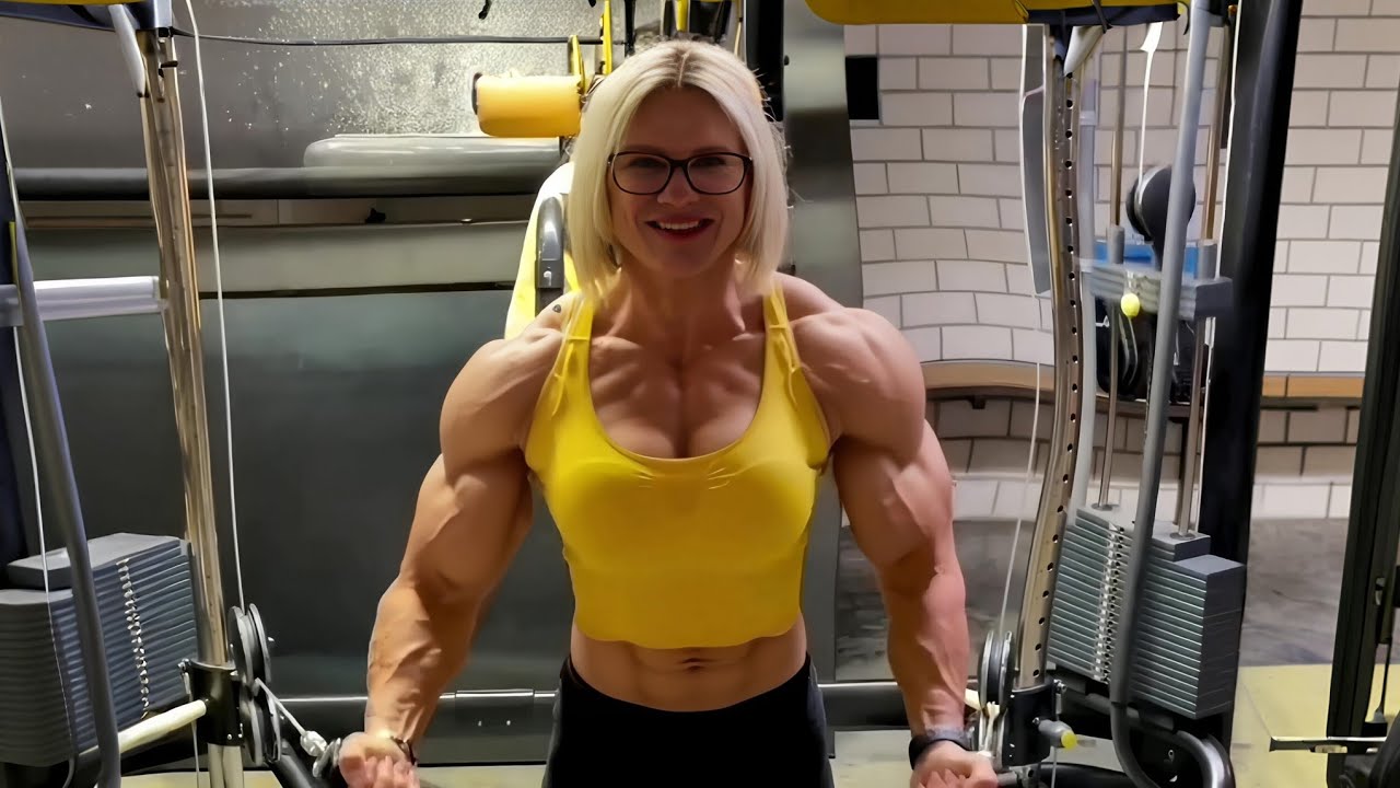 Юте Уэбершар Массивный рост Женский бодибилдер