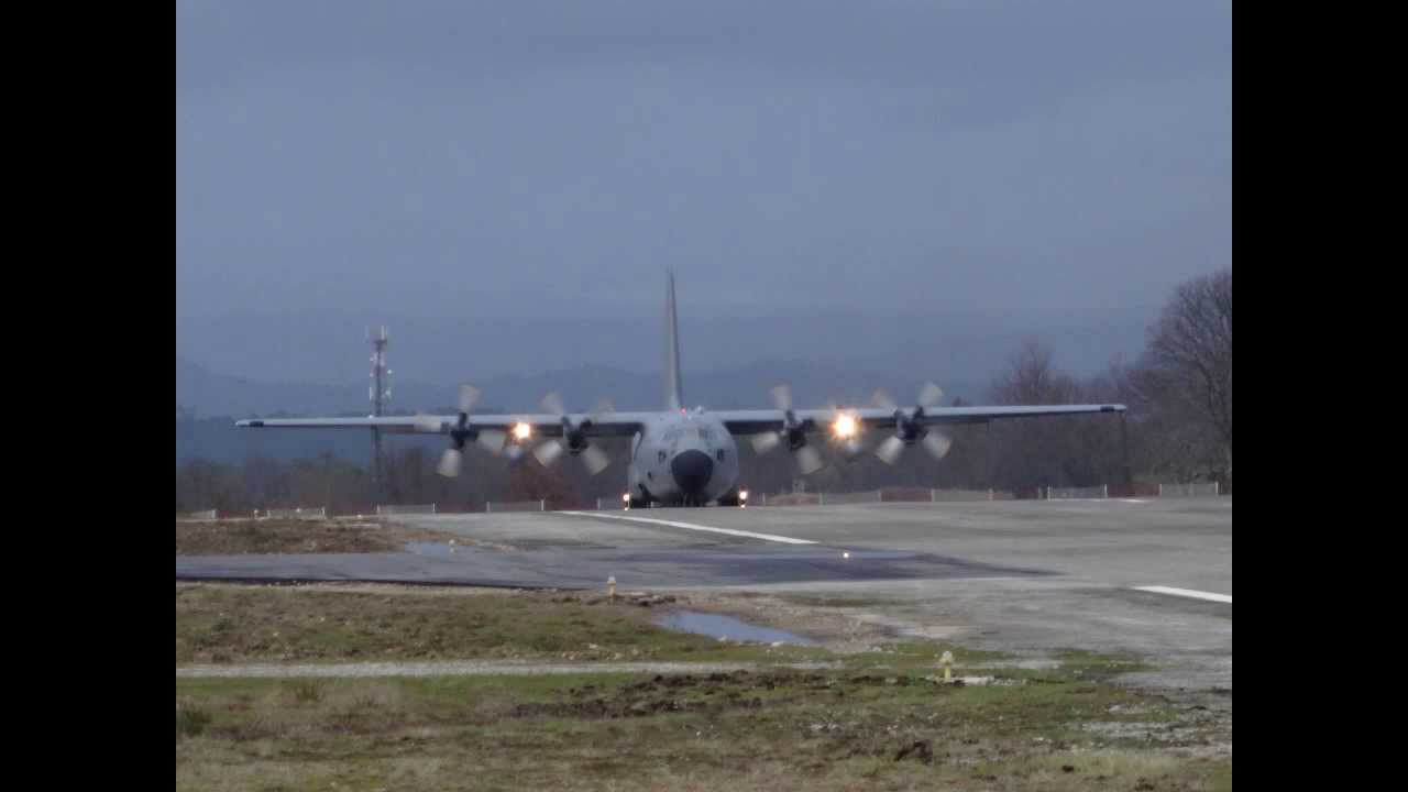 Lockheed C 130 At Viseu Airfield Lpvz - ac 130 roblox