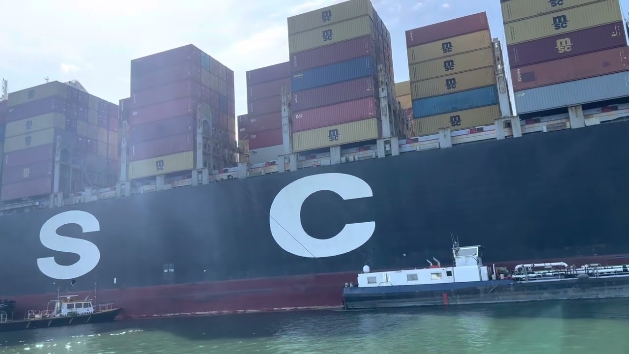 View in Rotterdam Port in Niderland