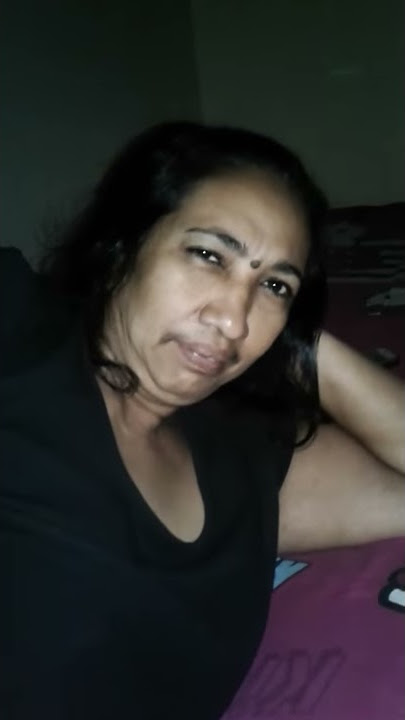 Intip ibu cantik
