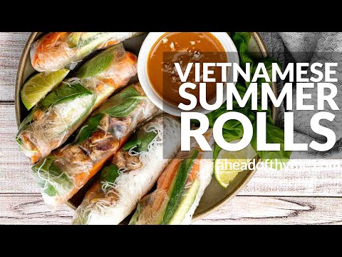 Wollamssam (Korean style Vietnamese rice paper rolls) 월남쌈