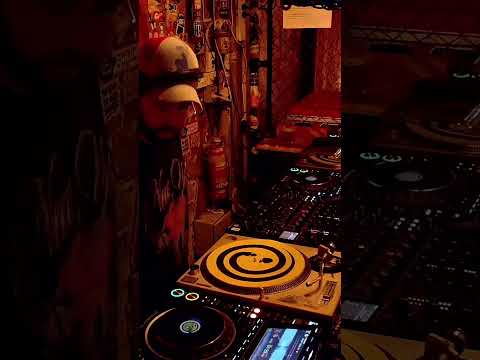 Παρακολούθηση CHERIII | Deep & Electronic House | Tilt Shift @ Rev's 11th March 2026 στο YouTube Παρακολούθηση CHERIII | Deep & Electronic House | Tilt Shift @ Rev's 11th March 2026 στο YouTube