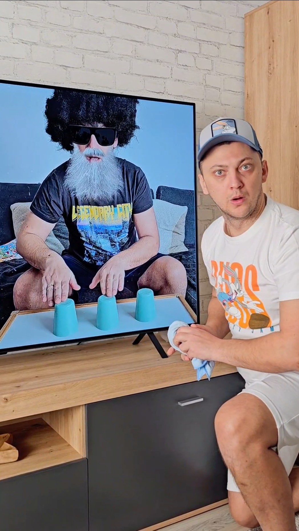 which glass is the ball in? ??