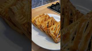 #shorts  Easy and very quick puff pastry  recipe? عجين مورق بالشوكولاتة والجوز